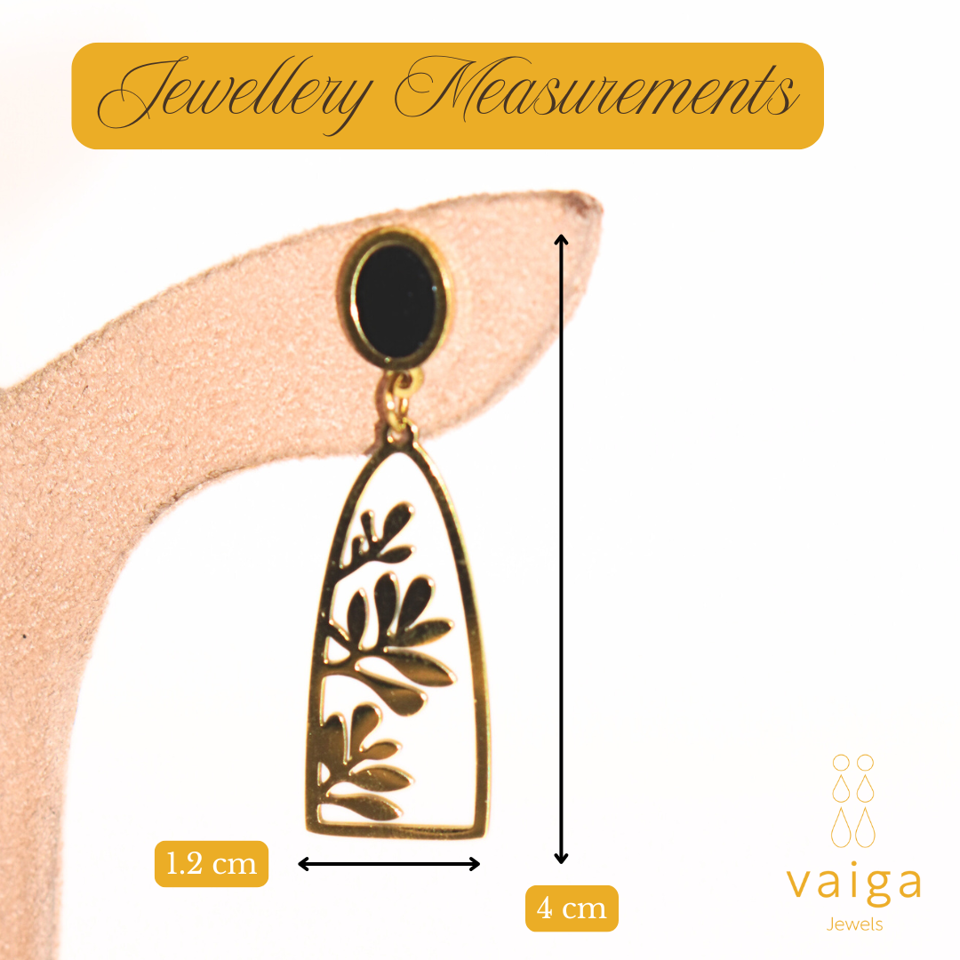 Gold-Plated Leaf Cutout Dangle Earrings – Elegant Nature-Inspired Earrings for Women