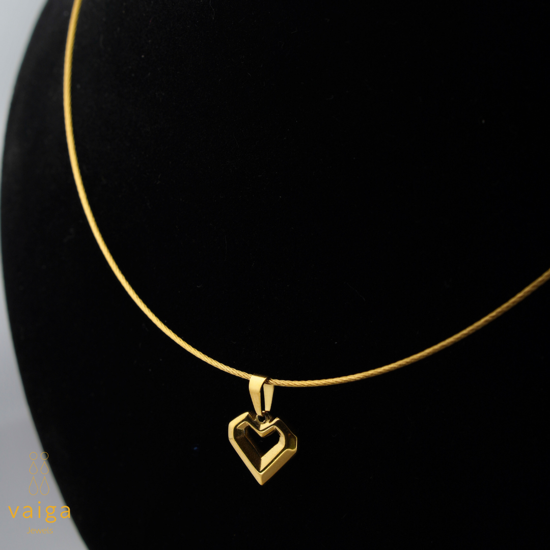 Geometric Heart Pendant Necklace – Anti-Tarnish Gold-Plated Chain