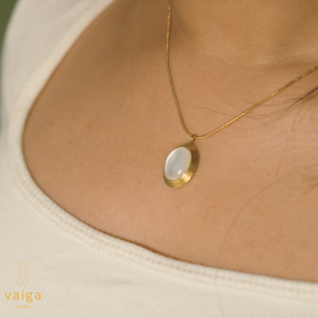 Gold-Toned Oval Pendant Necklace with Pearl Center