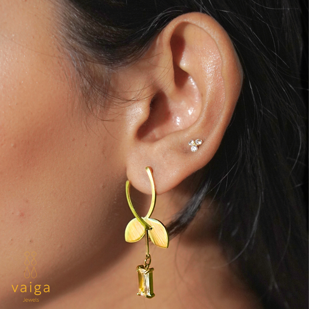 Gold Plated Leaf Drop Earrings with Crystal Charm – Elegant Lightweight Dangle Earrings for Women