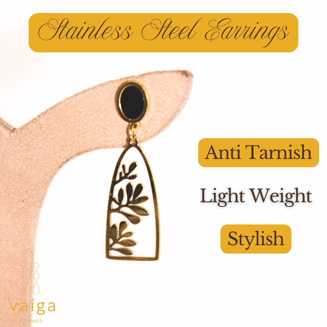 Gold-Plated Leaf Cutout Dangle Earrings – Elegant Nature-Inspired Earrings for Women