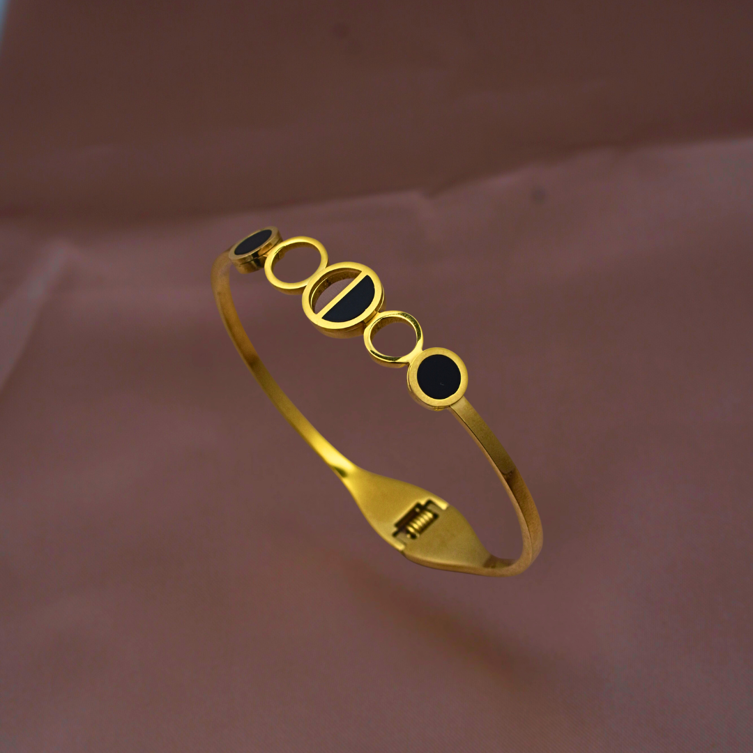 Gold-Plated Moon Phase Bangle Bracelet – Minimalist & Elegant