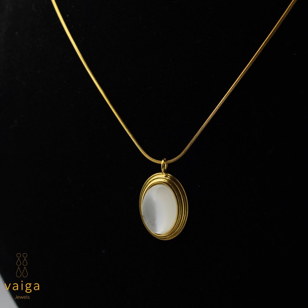 Gold-Toned Oval Pendant Necklace with Pearl Center