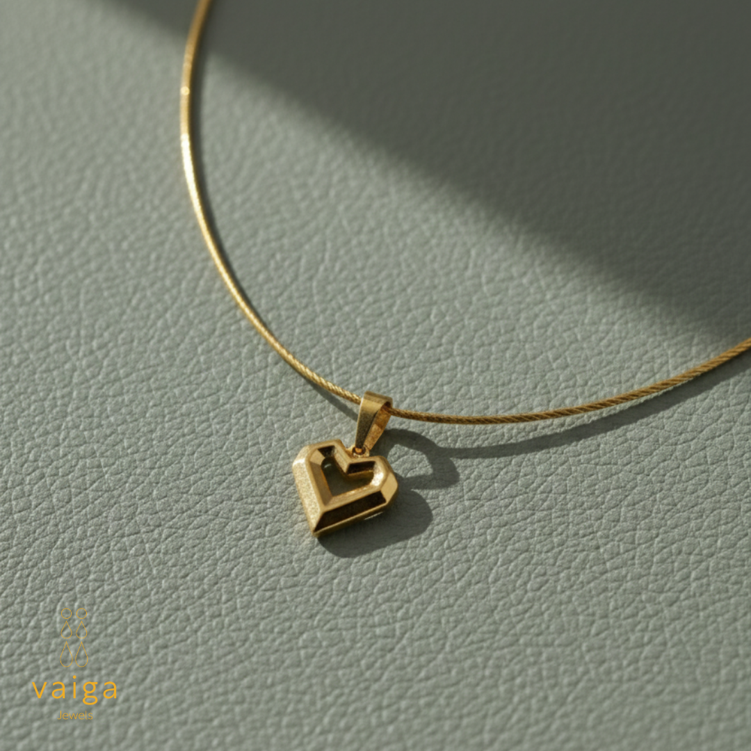 Geometric Heart Pendant Necklace – Anti-Tarnish Gold-Plated Chain