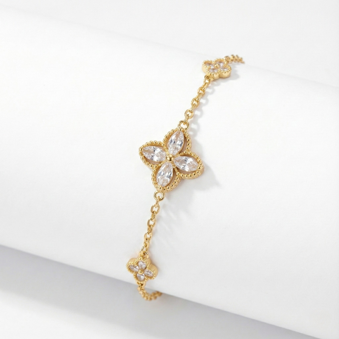 Minimalist Gold Four-Leaf Clover Bracelet