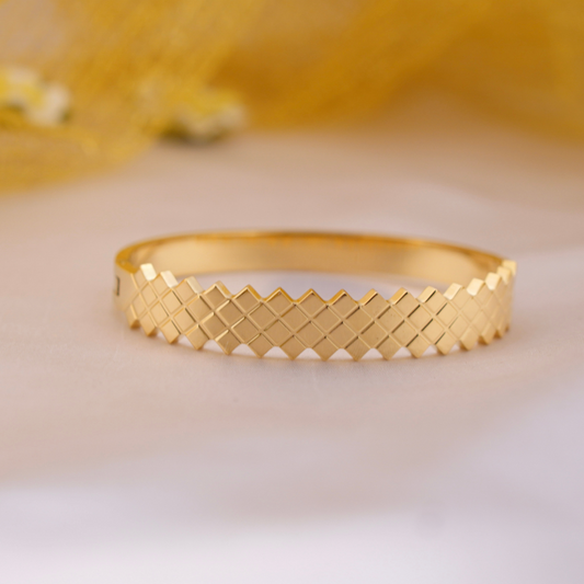 Kasavu Weave Bangle